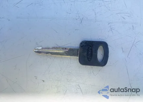 2011 Ford E-250 Commercial z USA, uszkodzony, nr VIN 1FTNE2EL7BDA94086